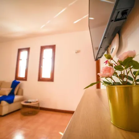 Agradable Y Familiar Con Piscina Casa Inima Villa Playa Blanca (Lanzarote)